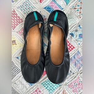 Tieks classic black size 8 leather ballet flats